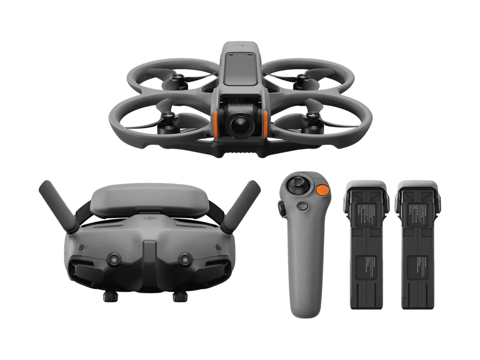 Pack DJI Avata 2 Fly More Combo : drone, lunettes Goggles 3, manette RC Motion 3 et trois batteries, sur fond blanc