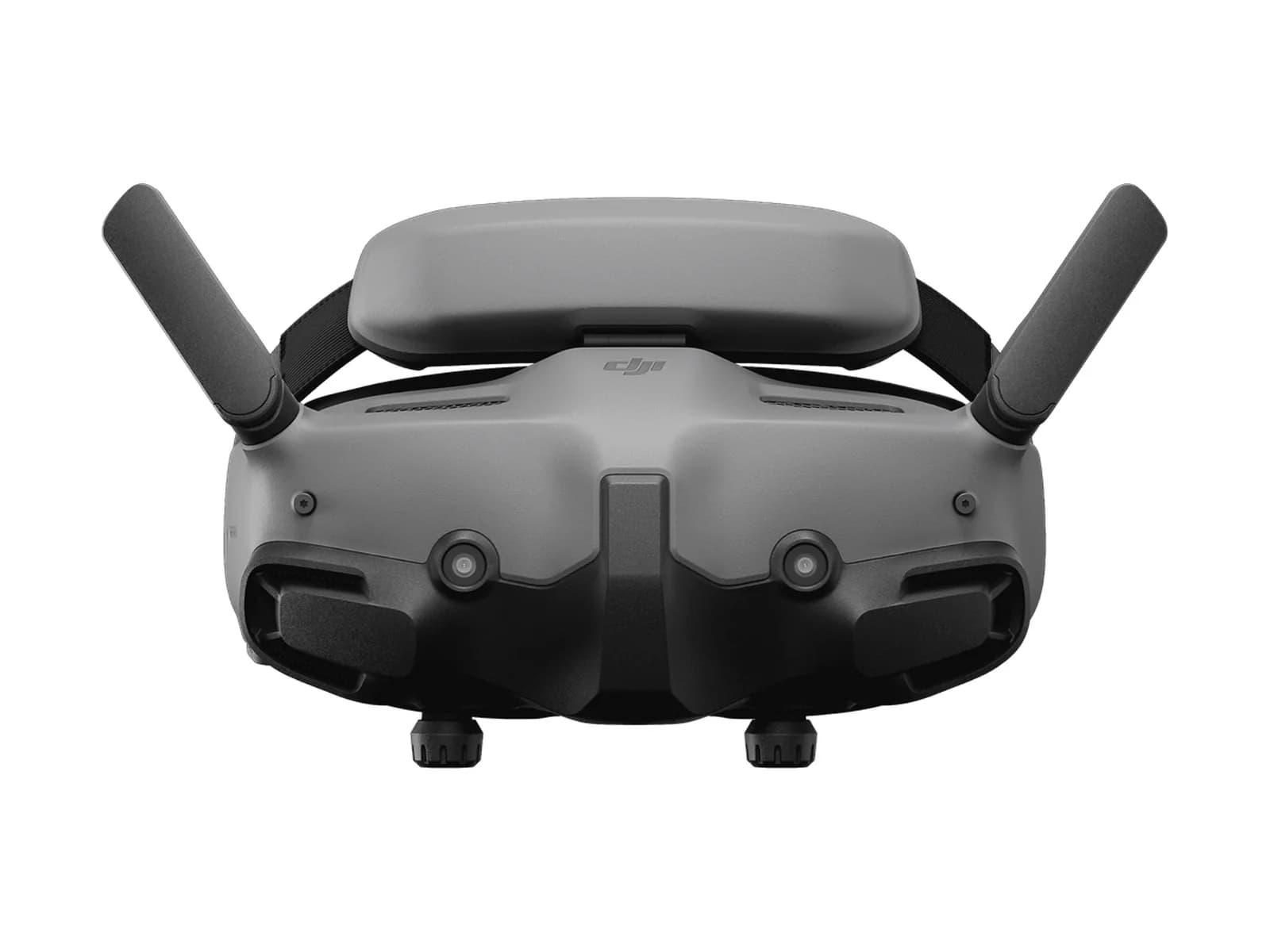 Lunettes DJI Goggles 3 vues de trois quarts, antennes dépliées, sur fond blanc