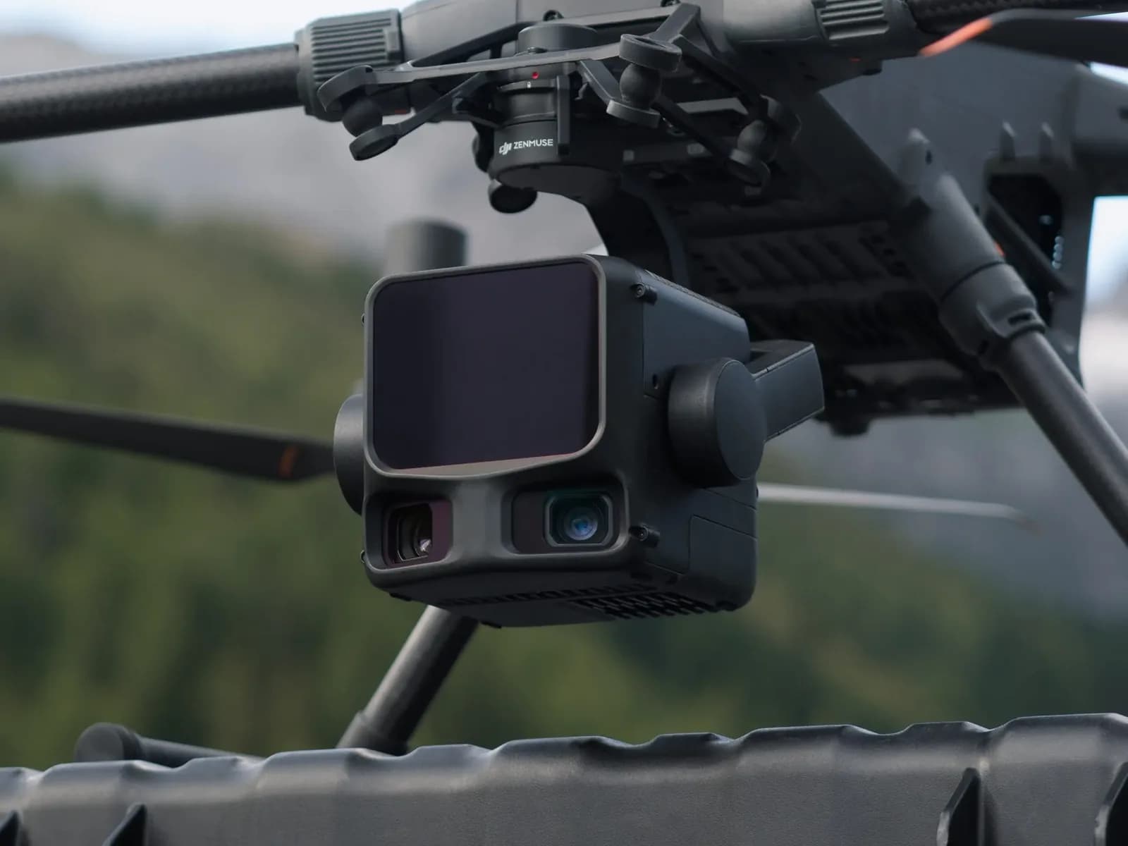 DJI Zenmuse L3 montée sous un Matrice 400